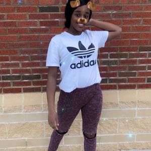 Meet your Posher, Ramona